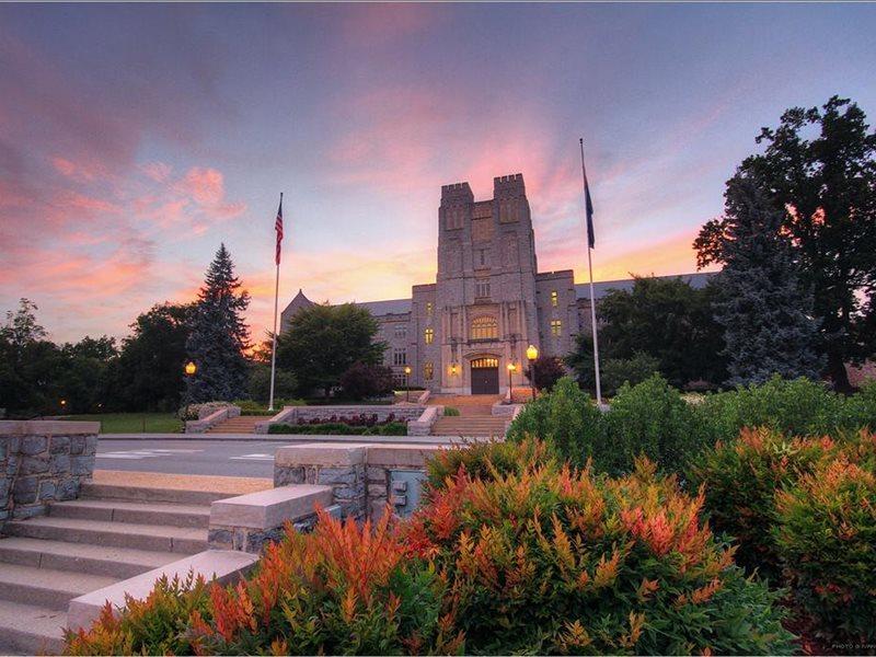 The Inn At Virginia Tech - On Campus Блэксберг Экстерьер фото