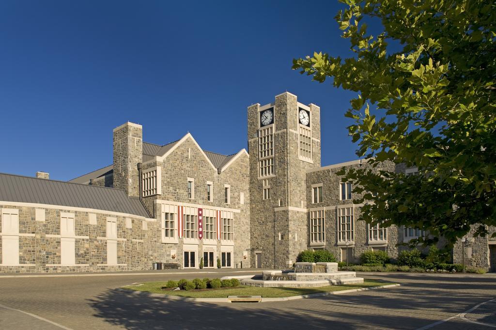 The Inn At Virginia Tech - On Campus Блэксберг Экстерьер фото